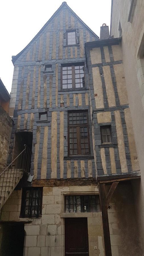 Appartement Dans Immeuble 15 Eme Siecles Vieux 图尔 外观 照片